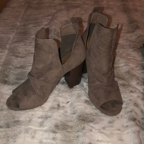 Open Toe Booties - Picture 2 of 7